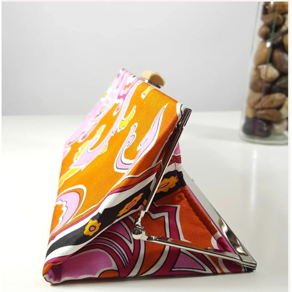 Vintage BANANA REPUBLIC|| SILK CLUTCH, Paisley Bohemian No flaws - Picture 3 of 7